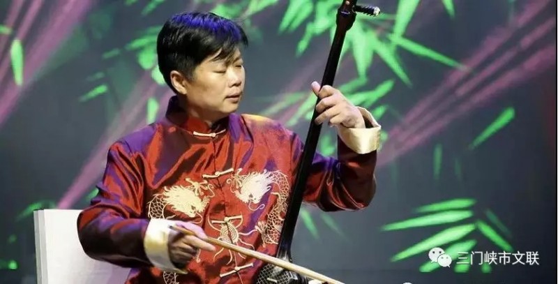 国家一级演员,《梨园春》首席曲胡演奏家张付中演奏曲胡独奏《大起板